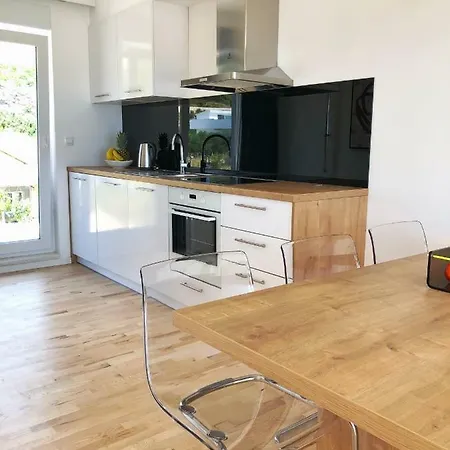 Mila Kastela Apartman *