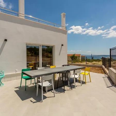 Mila Kastela Apartman