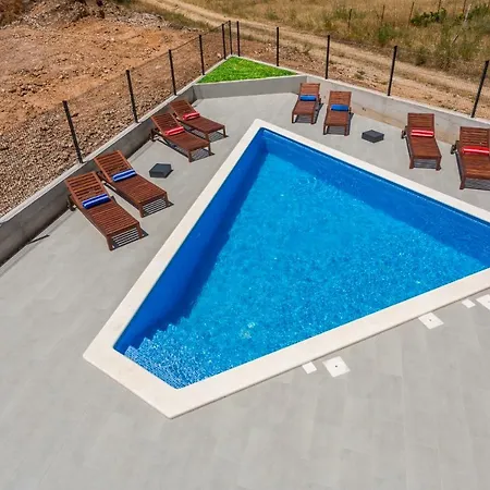 Apartman Mila Kastela Kastel Novi